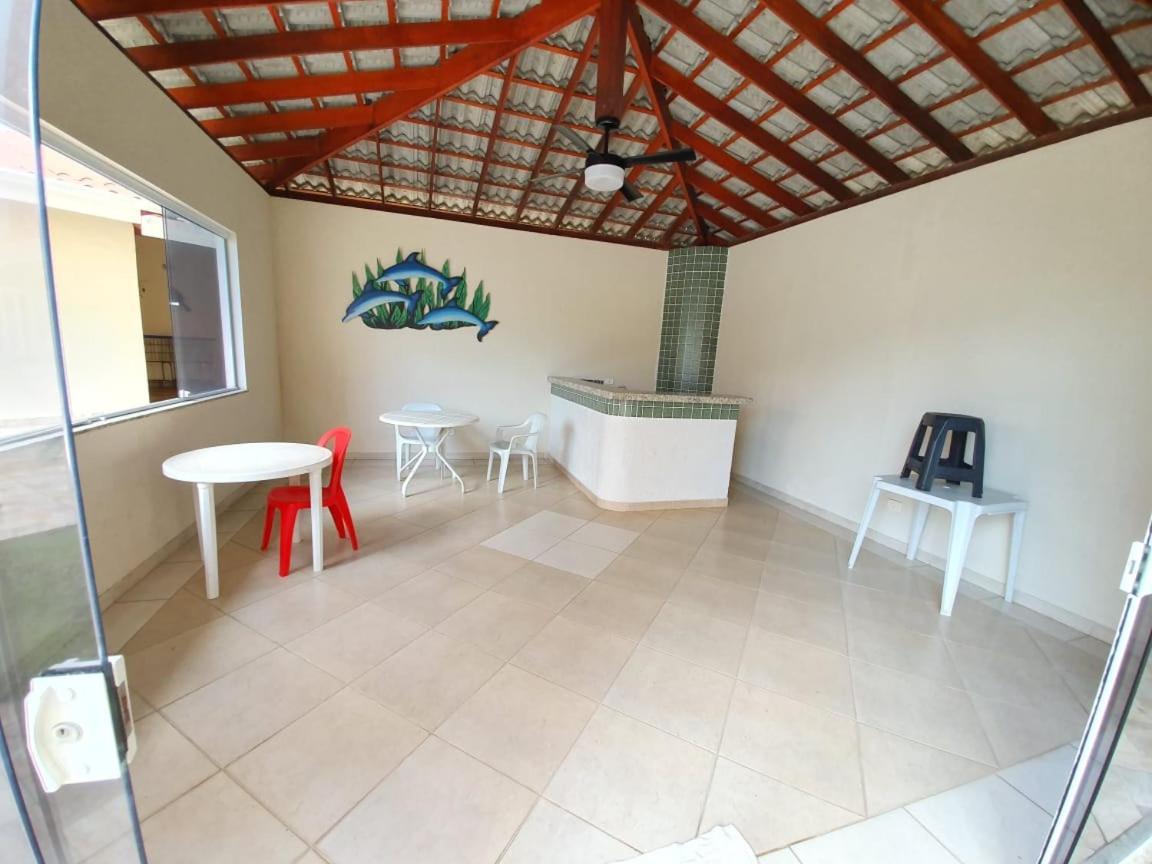 Lindo Apto Com 3 Quartos, Apenas 1 Quadra Da Praia Das Toninhas Apartment Ubatuba Bagian luar foto